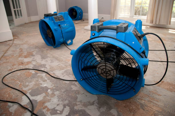 Best Emergency water damage restoration  in Livingston, CA